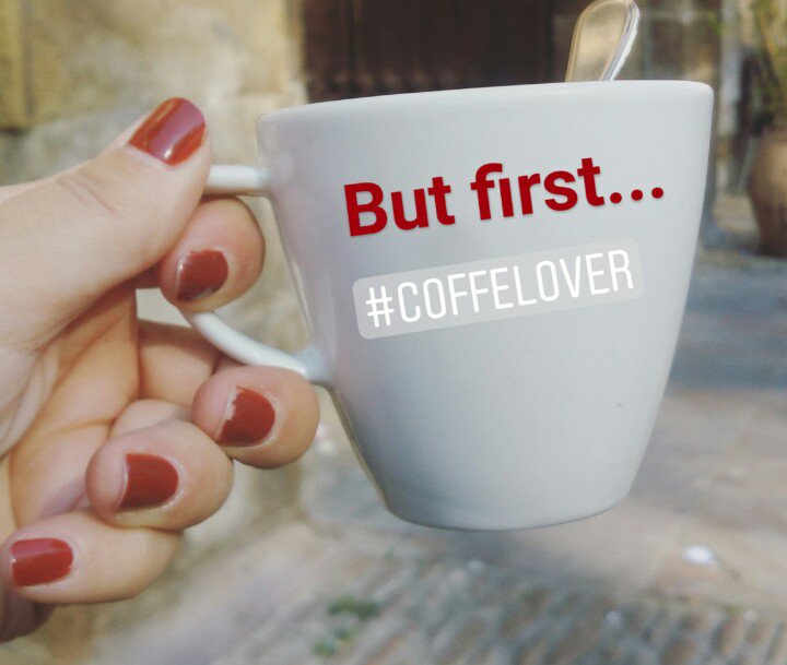 Miretxe's tweet photo. But first... #CoffeeLover  #coffeetime #coffeeaddict https://t.co/HYTtiUEeFW
