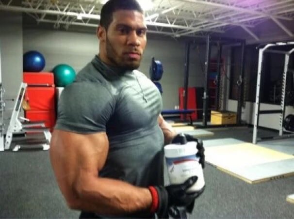 Happy birthday LaRon Landry! 
(p.s I wouldn t f*** with him    ) 