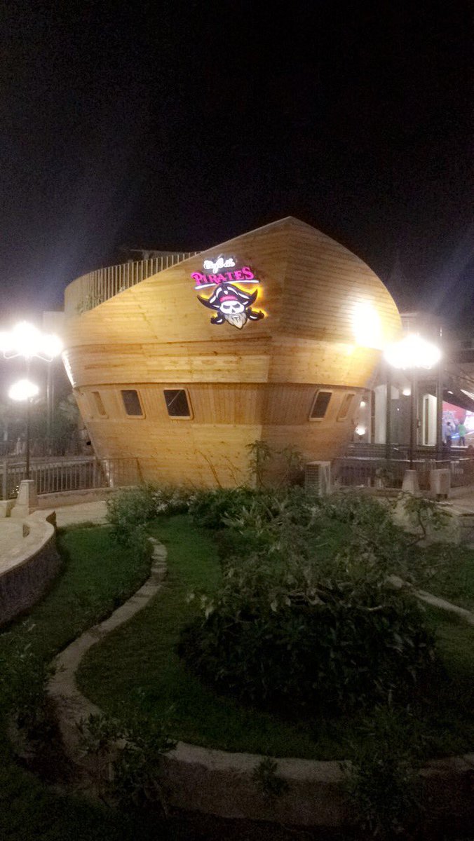 royalpeep's tweet photo. Love this place. I missed my childhood so just went back for a little time. #ssworld #bahawalpur #mycity #mylove ❤️❤️❤️ https://t.co/ptti6uDU4Q