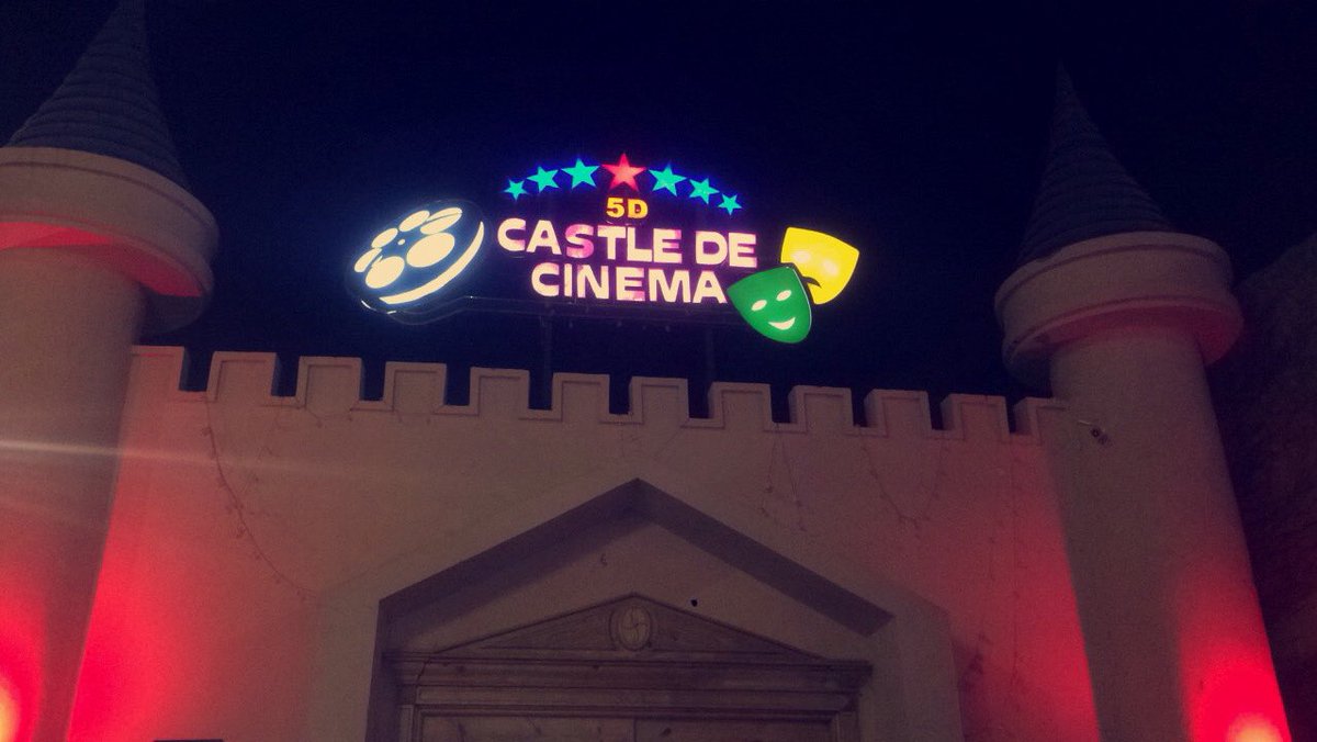 royalpeep's tweet photo. Love this place. I missed my childhood so just went back for a little time. #ssworld #bahawalpur #mycity #mylove ❤️❤️❤️ https://t.co/ptti6uDU4Q