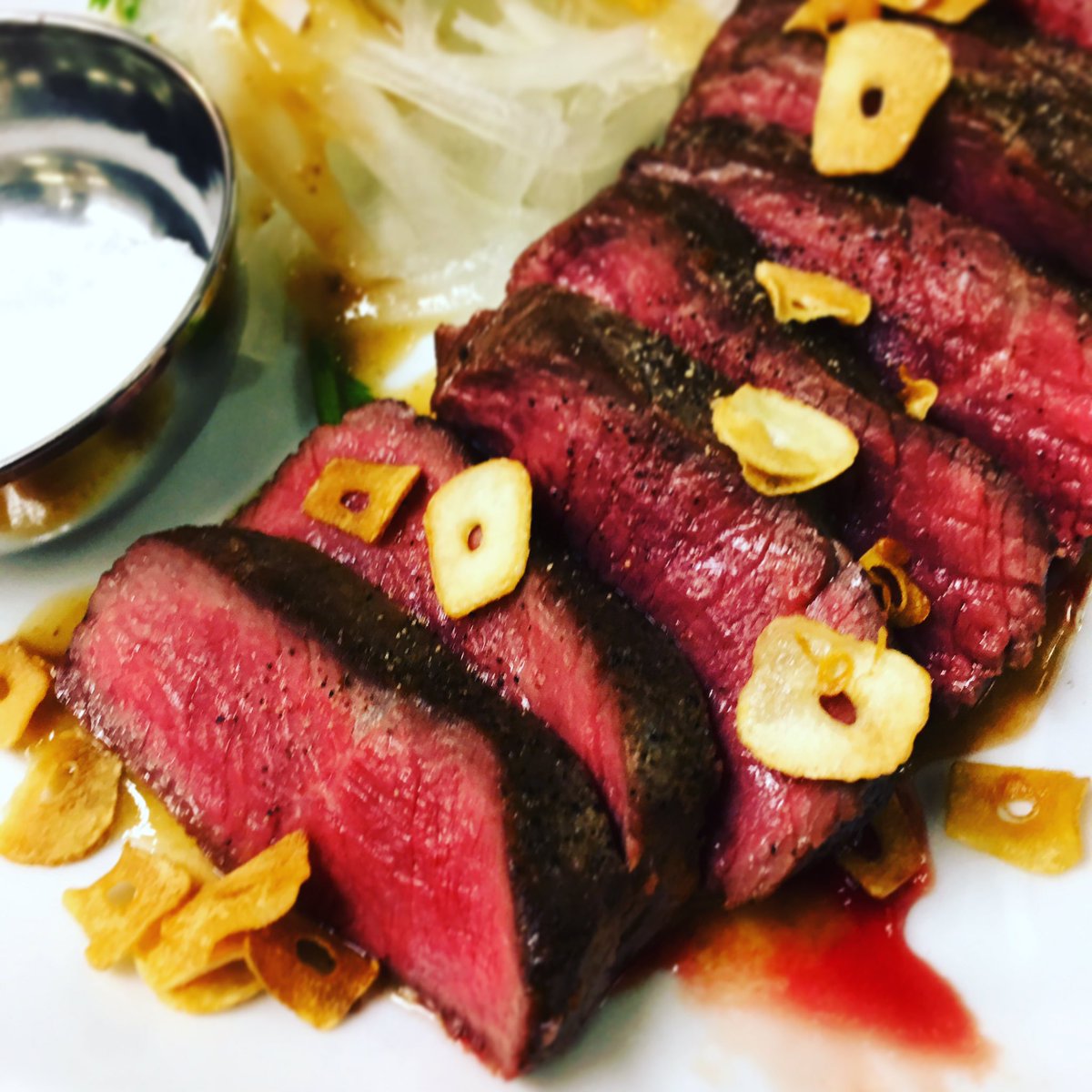 ナイル 善己 今夜の マトン祭り スペシャルは マトンステーキ マトンペッパーフライ マトンコルマ And More マトン レア まかないカレー ナイル善己 コースディナー T Co X4apvowzhg Twitter