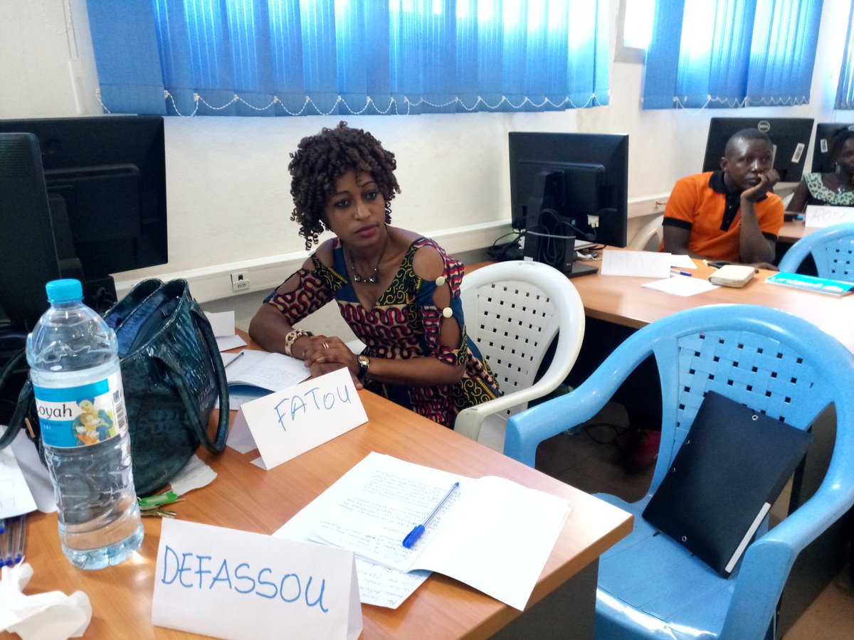 defassouantoine's tweet photo. Démarrage de l'atelier d'orientation des Jeunes et mentors sur les conséquences de la stigmatisation de l’avortement à la Bluezone de Kaloum https://t.co/EKse6ioduC