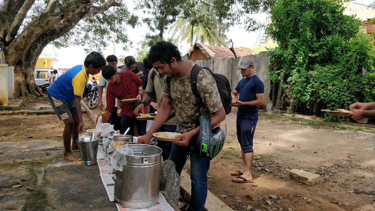 AnoopKumarPL's tweet photo. @wydecorp CSRInitiative #KumdavathiRiverRejuvenationProgram #ForNature 91SaplingsPlanted #LifeatWyde #Mphasiscsr17 @BenSubbarao @NamithaD https://t.co/CBFnhsyLie