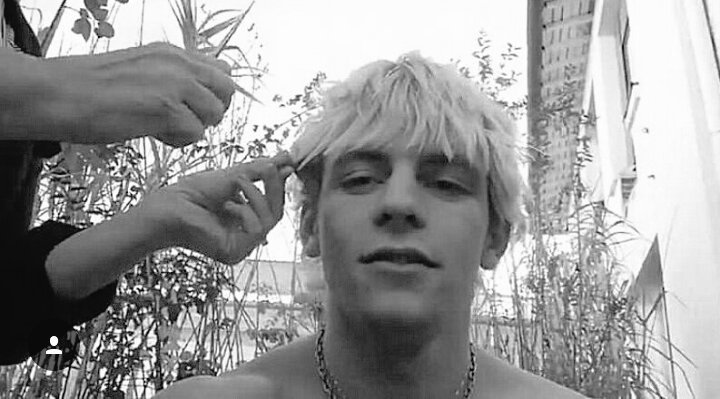 Lover5friends's tweet photo. Ross Lynch😍😍😍 https://t.co/b7zf8cnmiG
