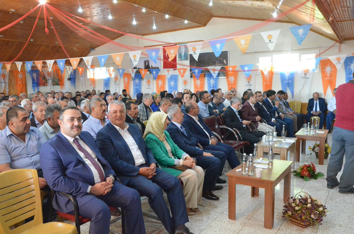 merkezilce80's tweet photo. Sumbas ilçemizin 6.olağan kongresini gerçekleştirdik.Hayırlı uğurlu olsun dileklerimizle yeni yönetime başarılar dileriz. https://t.co/RndXQoqiMZ
