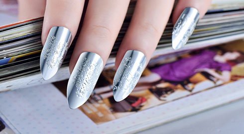 VIS_World_'s tweet photo. Calling all #BeautyBloggers! We'd love your feedback on our nail decorations, get in touch for some FREE samples! https://t.co/UxKR3N5NAk https://t.co/loezKcll7a