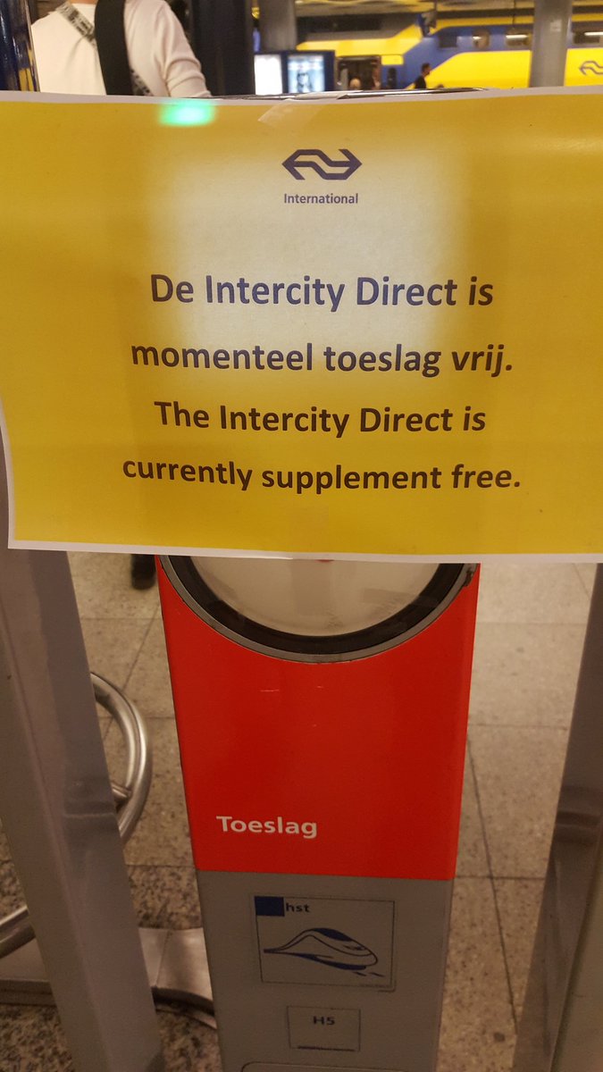 ellen3004's tweet photo. Hebben we net online kaarten gekocht( 2x retour)..zie je dit? Kan ik geld retour krijgen? https://t.co/MYZvnmE6gb