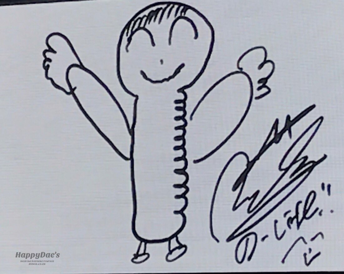 Happy_daes's tweet photo. 171014 #DなSHOW in Chiba🐭🏰

오늘 공연 중에 탄생!!
D군 New version‼︎💛👍🏻👍🏻👍🏻

#대성 #강대성 #Daesung
#디나쇼 #HappyDaes https://t.co/cmZObwJzQK