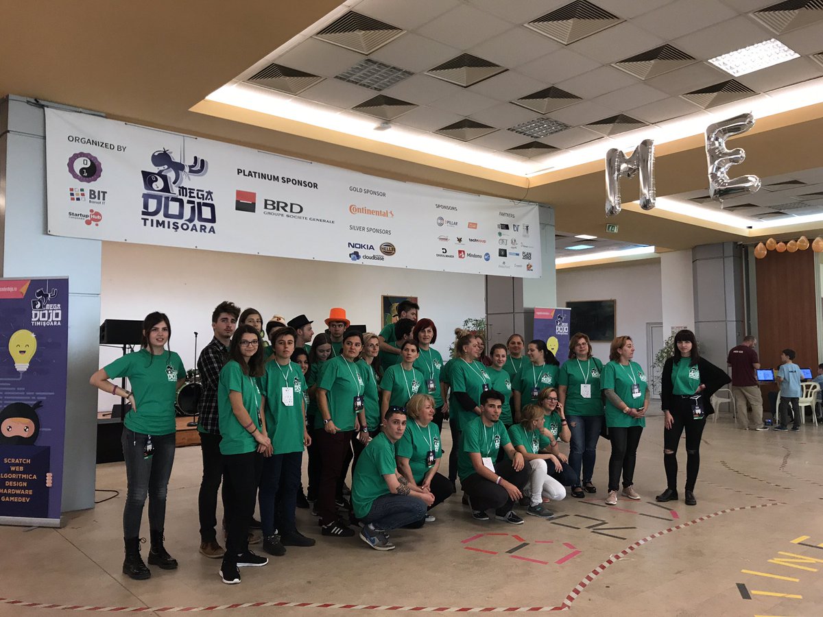 diando70's tweet image. @coderdojotm #MegaDojo #timisoara in action: +400 creative ninjas, +50 awesome mentors, +50 powerful crew #greatday #codeweek #codeEU