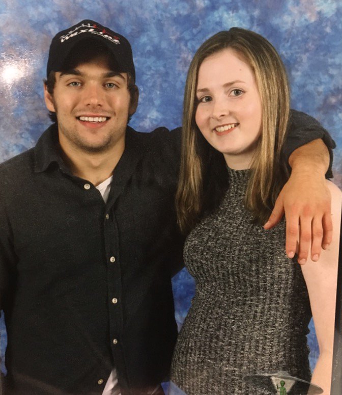 Gemmy0298's tweet photo. @DSprayberry SO GREAT MEETING YOU TODAY DYLAN ❤️  #COTN4 #DylanSprayberry https://t.co/CsgheHudyk