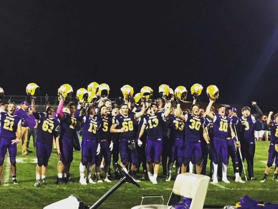 byron_athletics's tweet photo. The football team defeated Durand last night in a 51-0 win! Forever proud to be an Eagle! ☝🏼 https://t.co/VIs5rAIzUw