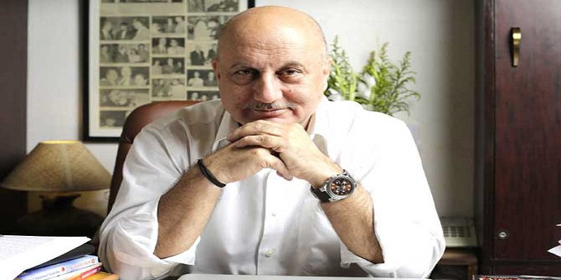 _Harshalin's tweet image. We will take this great institution to greater heights: #AnupamKher to #FTII students. ow.ly/oqSD30fSbkL  #WhatsMovingIndia