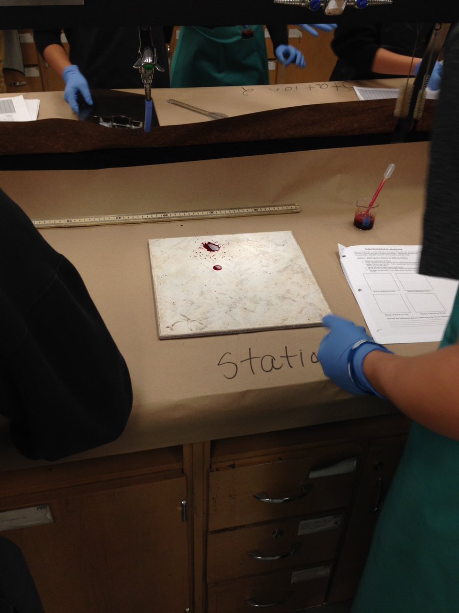 SabreScience's tweet photo. Blood spatter lab in forensics @SalComp #luminol #Scienceapplication https://t.co/Outo5MAW69