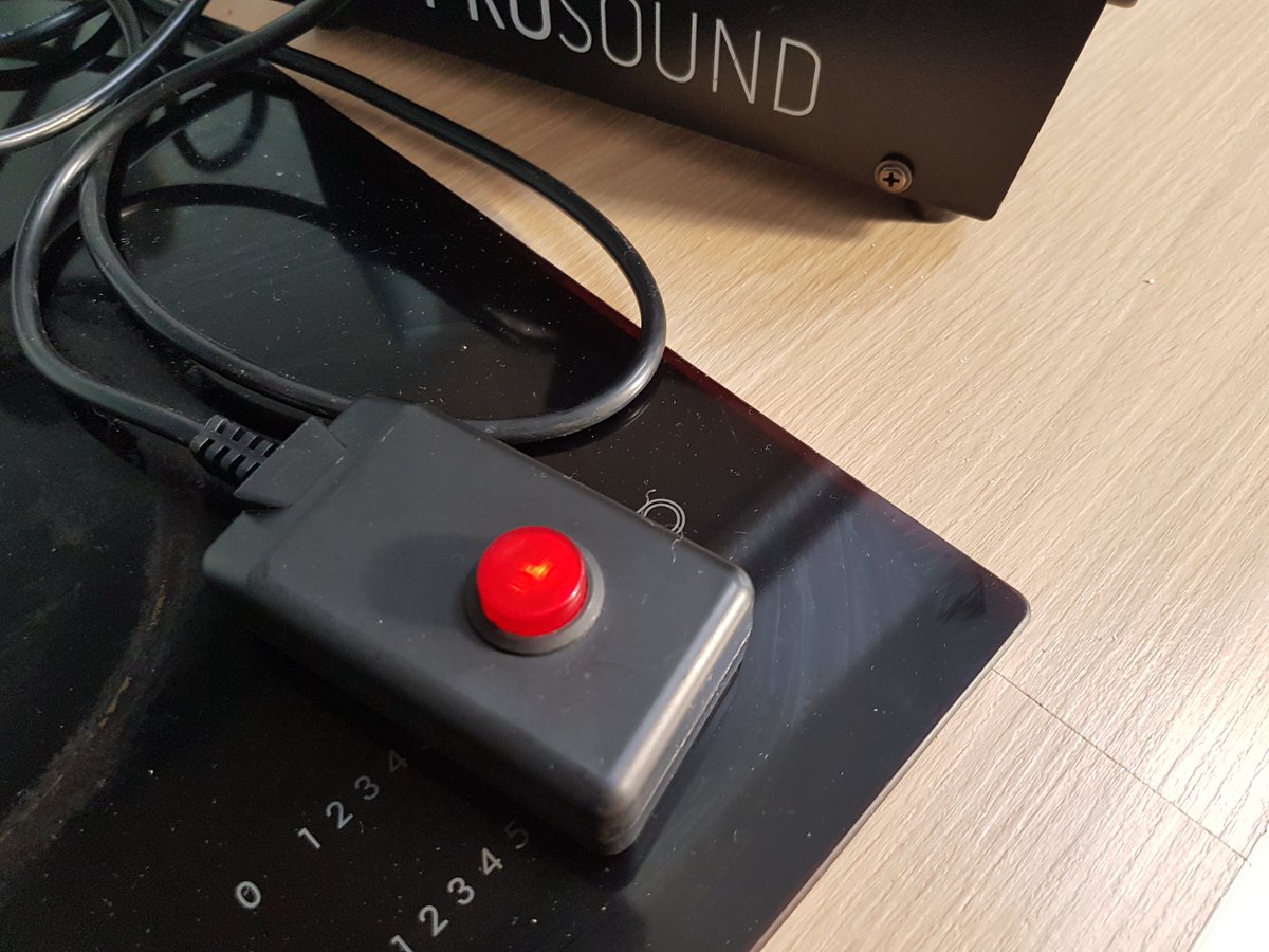 colmsexton's tweet photo. The irresistible red button! More smoke please Jake! @coloughlin310 #music #video #young #irish #actor https://t.co/kQQ4FAOjB1