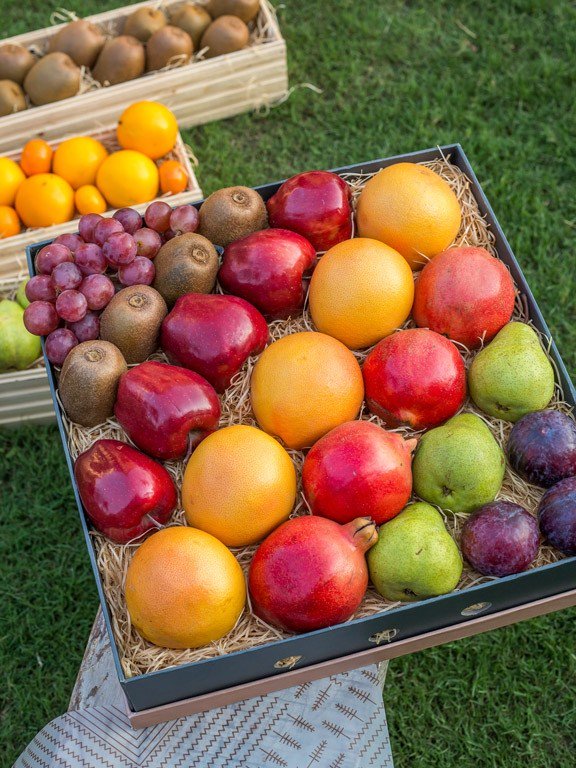 thefruitsmith's tweet photo. #giftbasketonline #giftboxing #luxgifts #fruitbasket #moderngifting #gourmetgiftbasket #giftboxes #delhigram https://t.co/npqsNnqhbW