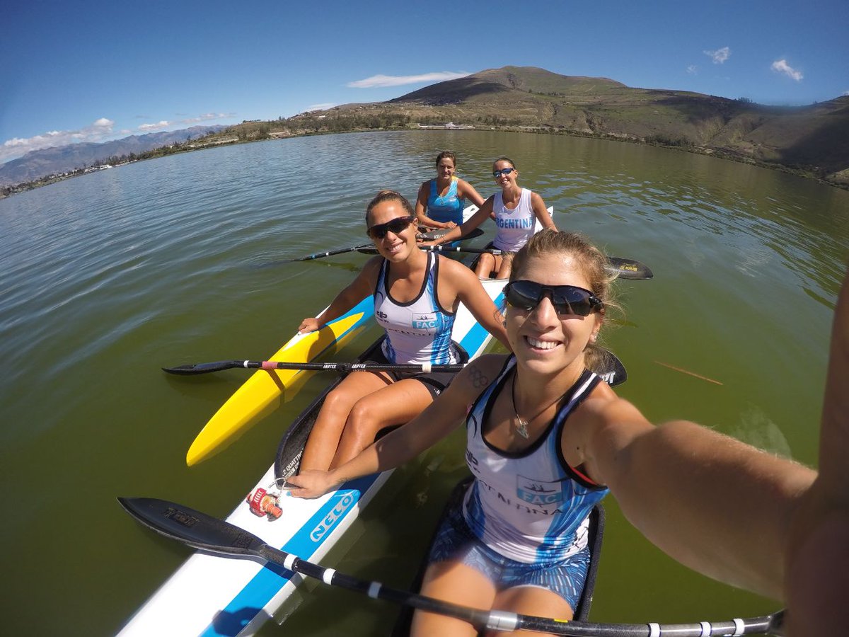 #CampeonatoEcuatoriano2017 
K2 <a href="/SabriAmeghino/">Sabrina Ameghino</a> 
K4 <a href="/MagdalenaGarro/">Magui Garro</a> <a href="/martisequilla/">Mar Isequilla</a> y  Micaela Maslein
🇦🇷💙💙💙💙