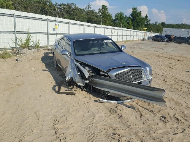 theseoldcars's tweet photo. For sale: lightly used Bentley Mulsanne. Includes 30 feet of scrap metal. https://t.co/uMW7vcPpnD https://t.co/biRu2Dbcrd