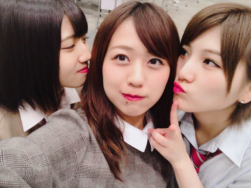 ayana18_48's tweet photo. 握手会ありがとうございました❤️😊
制服のカップルに出会った🙂✋💔

私服の写真はinstagramにあげました！
明日もよろしくお願いします🙇 https://t.co/82Bb5QQNmS
