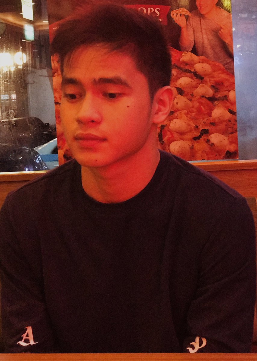 elysondedios's tweet photo. gutom o nasaktan? 😶 https://t.co/lNdD1zVW1Z