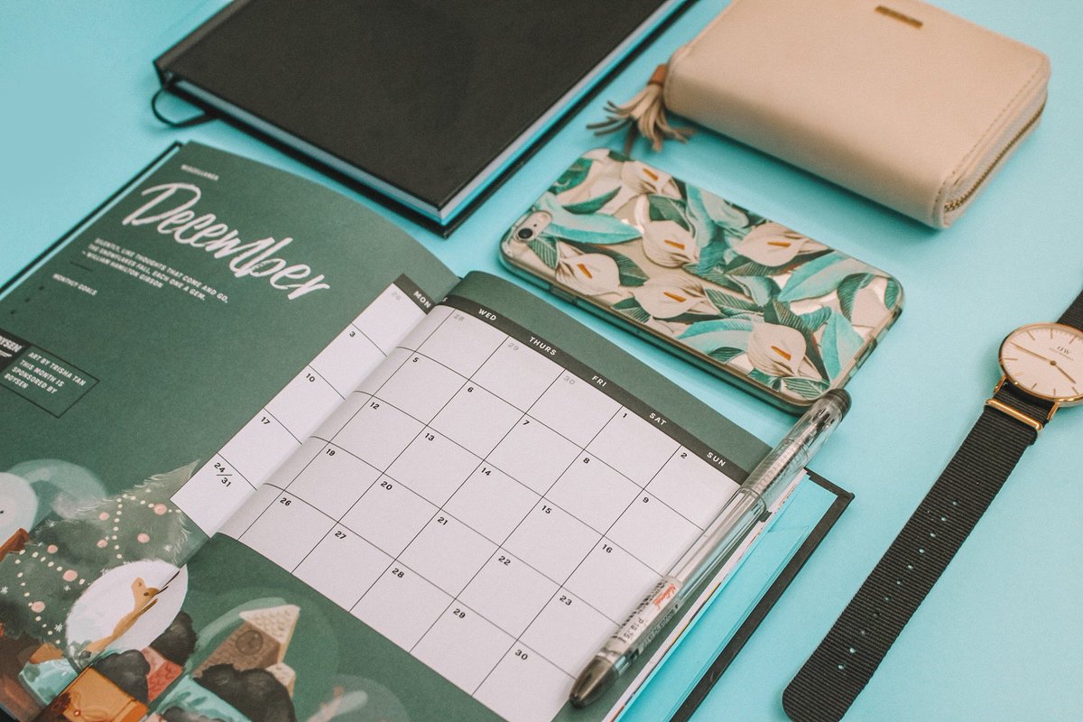 theICAlettes's tweet photo. Miscellanea: The ICA Planner 2018

Bring new meaning to your every day and welcome the new year early with us: https://t.co/5y5el1Z2fh https://t.co/tfSmlIEzb3