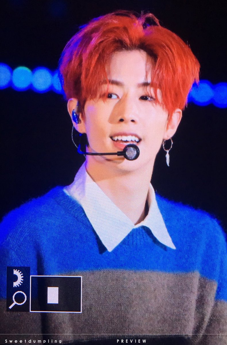 sweetdumpling7's tweet photo. #갓세븐 #GOT7 #마크 #MARK  171014 https://t.co/Yi05rze0Mo