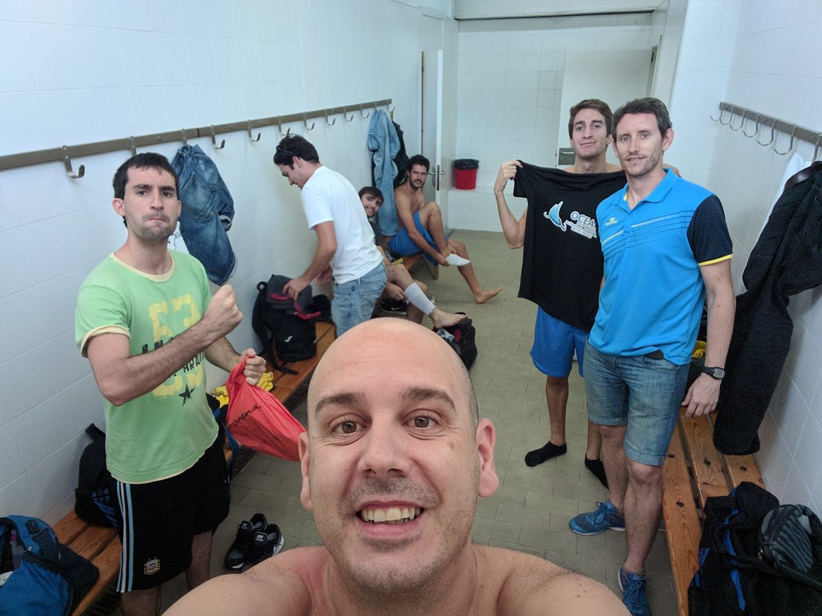 InterPallaresos's tweet photo. We're ready to enjoy it! #InterValls @FutsalValls https://t.co/YZ0nnuwFc0