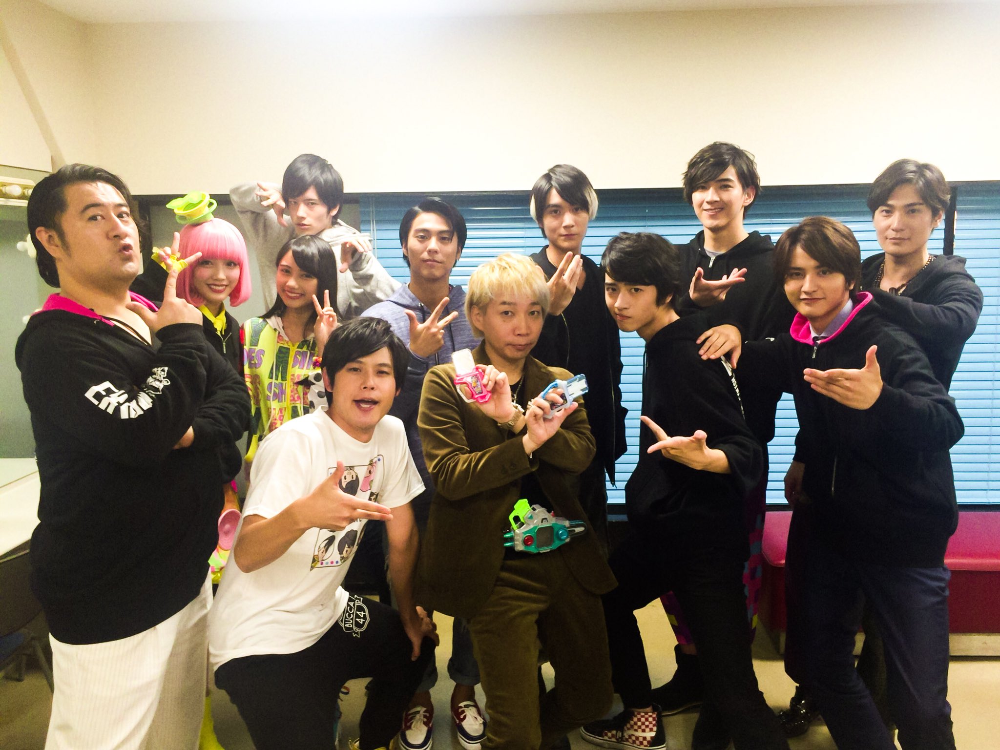 諏訪部順一 Junichi Suwabe 本日開催された 仮面ライダーエグゼイド ファイナルステージ 番組キャストトークショー 東京ファイナル 18時回に出演致しました ずっとポーズしておきたいような楽しいステージでした 御来場下さった皆様 ありがとうご