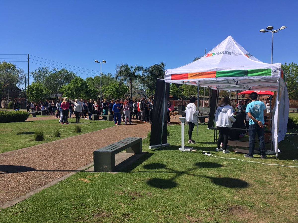 TroncosNvoDelta's tweet photo. Ya estamos en Plaza Sarmiento en una mañana a puro sol 🌞😎
@SergioMassa @GiselaLZamora https://t.co/jFc5iIrfp0