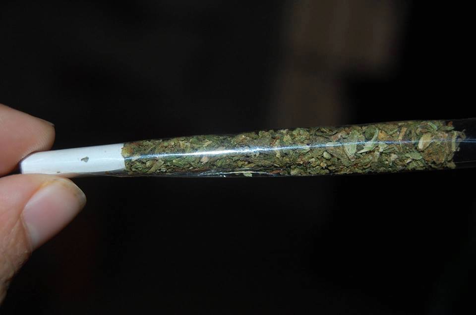 RedEyesOnline's tweet photo. Clear Rolling Papers โ Why Is Smoking With Transparent Paper So Awesome at
https://t.co/35BNO3gzYe
#ClearRollingPapers #REO https://t.co/CxXsuJ9EP5