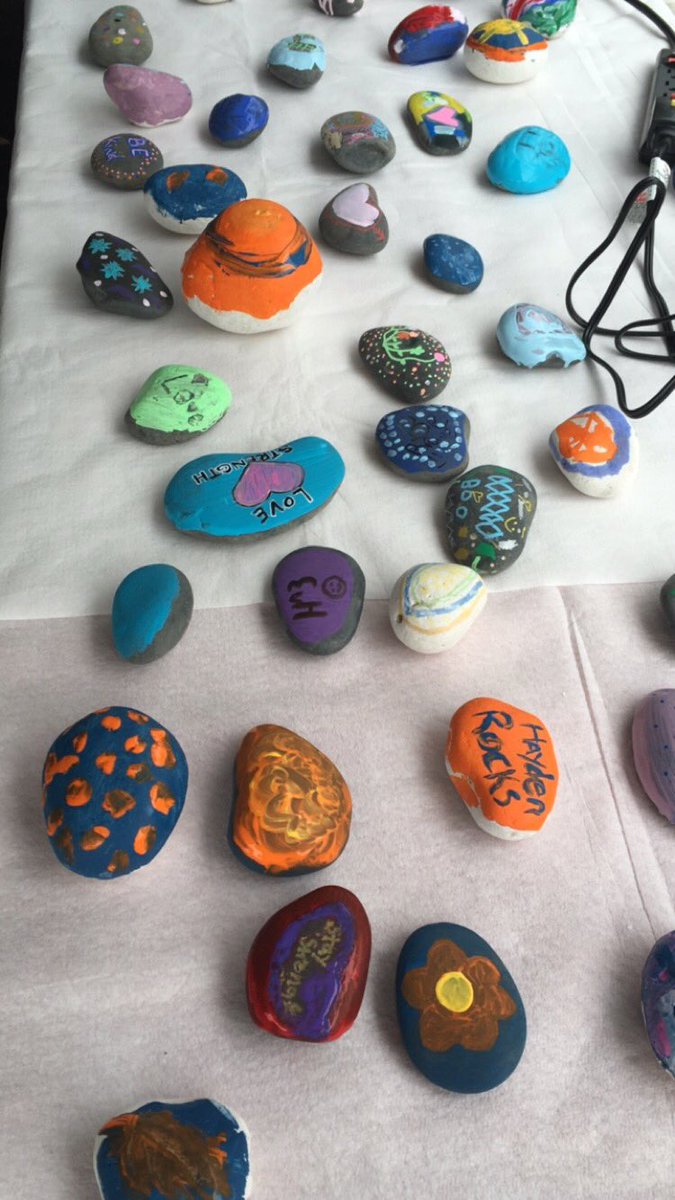 LevineChildrens's tweet photo. Painting healing stones at Kids Helping Kids Day #cltrocks https://t.co/BL1nvSDc2z