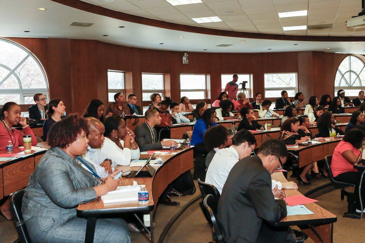 prelawdiversity's tweet photo. The National Diversity Pre-Law Conference is back and if you're interested in law school. https://t.co/1HlEvPqdaH #freetoregister https://t.co/SGaSrI5S6I