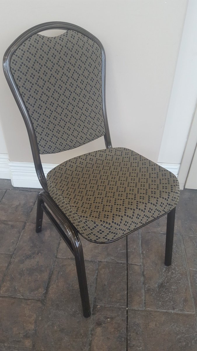 SupplierEvents's tweet photo. Tyrone #Banquet #chairs #eventrentals #eventplanner #partyrentals #catering #hotels #sales #specialevents ##yyz #yvr #toronto #vancouver https://t.co/j5lVsYpyhl