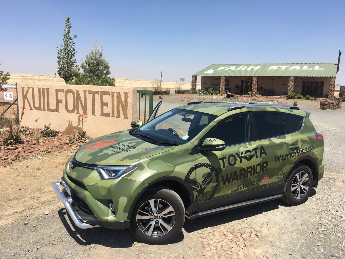 WarriorRic's tweet photo. Meeting new friends at the Kuilfontein Pad Stall in the Free State with the WarriorRic Rav4. #5000kms #5provinces #rav4 @ToyotaSA https://t.co/8RoRDGTsuY