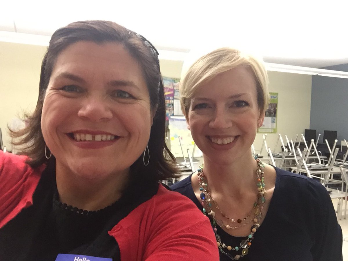 LimaBoyle's tweet photo. Excited to present at today’s RIDE TA conference. Support professionals are heroes! #rita2017 @RIDeptEd @TracyLafreniere @mekeenan1966 https://t.co/7dyIKgWMcn