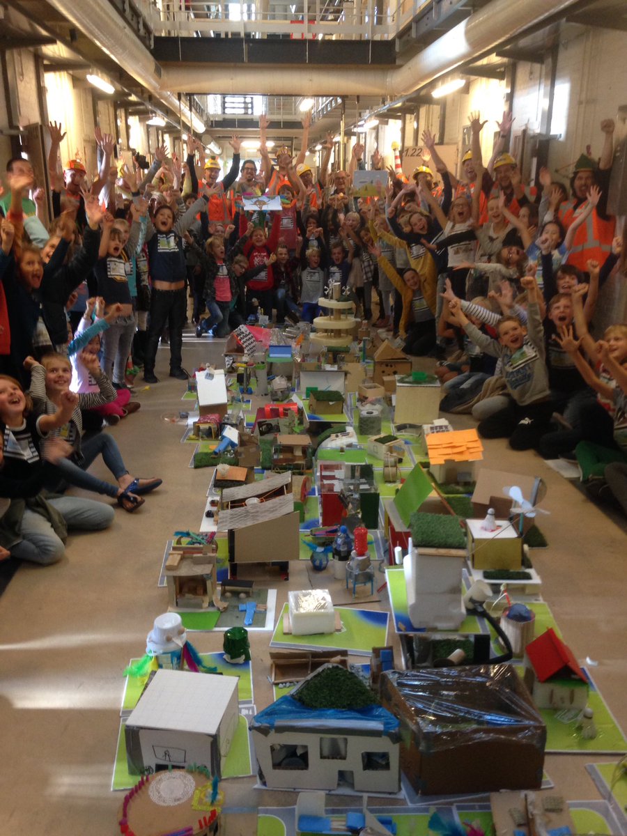 Geweldige dag met meest fantastische ontwerpen. Wat een mooie en blije resultaten! #ArchikidzHaarlem