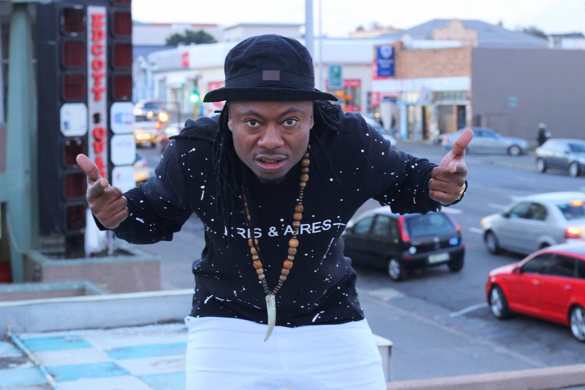 pascalwelelesa's tweet image. #MKHMA2017 ...KwaitoNewAge Pascal. ..Ntwana kaMandoza let's take this one for Mandoza. ....Namanje Mandoza4ever