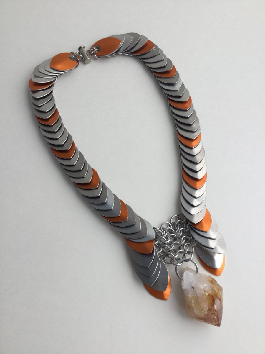 randomjewelry's tweet photo. Orange and Silver Scale Necklace with Citrine Pendant |… https://t.co/HDPwq35xzV #RandomJewelry #ChainmailleNecklace https://t.co/siXD3hCmKl