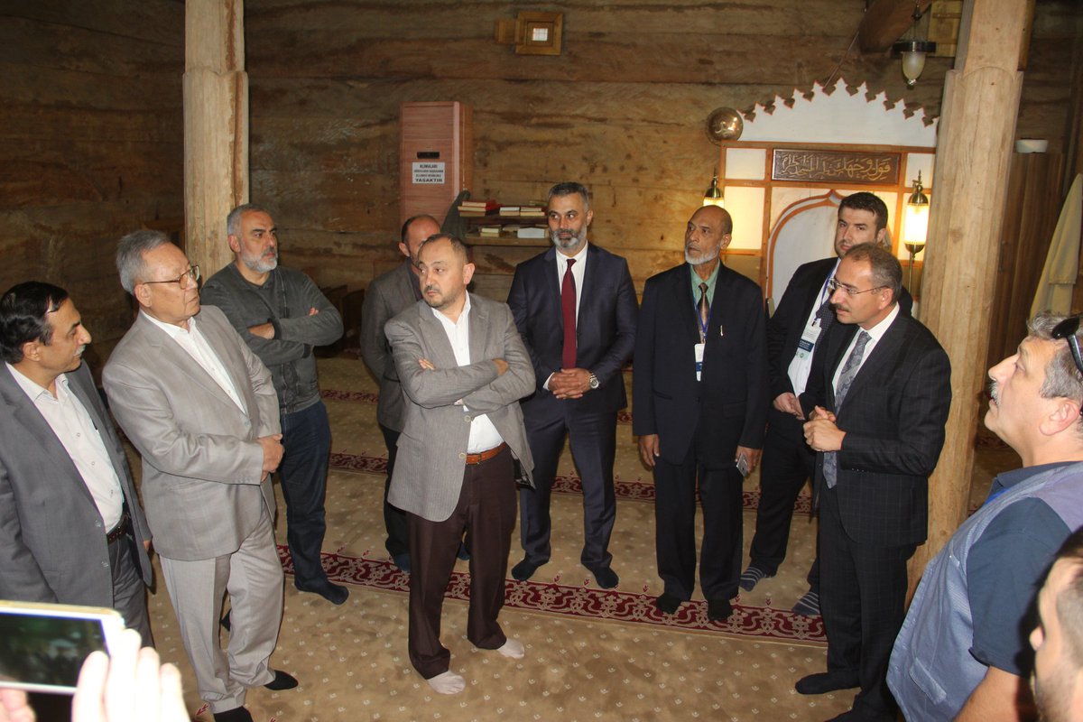 baskandundar's tweet photo. Uluslararası Ali Fuad Başgil Sempozyum için gelen misafirlerimiz ile 8 asırlık tarihi Göğceli Camini ziyaret ettik. https://t.co/RFP4FWjNYG
