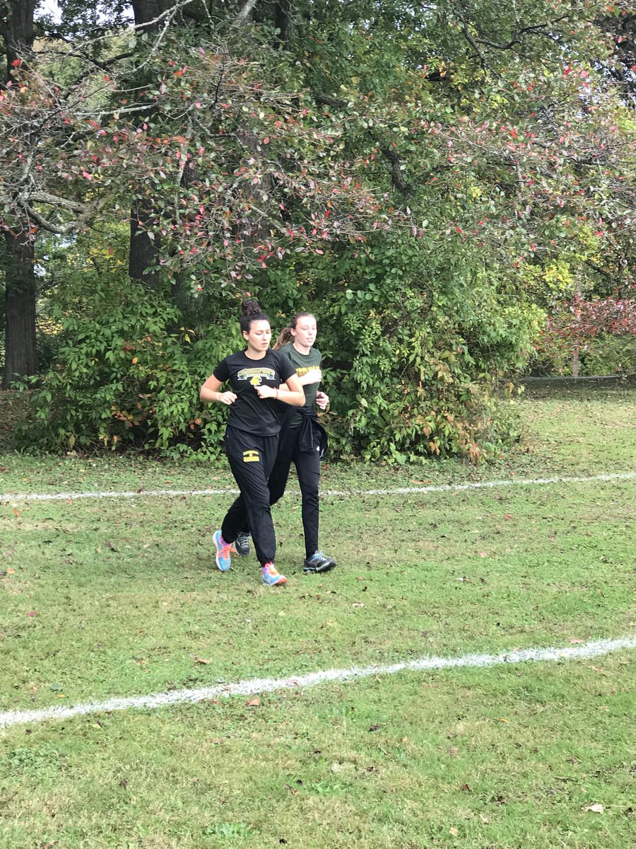 BportAthletics's tweet photo. Beautiful morning for Cross Country! @BrockportXCTF gearing up for the #YellowjacketInvitational, women at 11, men at 12
#ProtectTheNest https://t.co/Iia75P2zVn