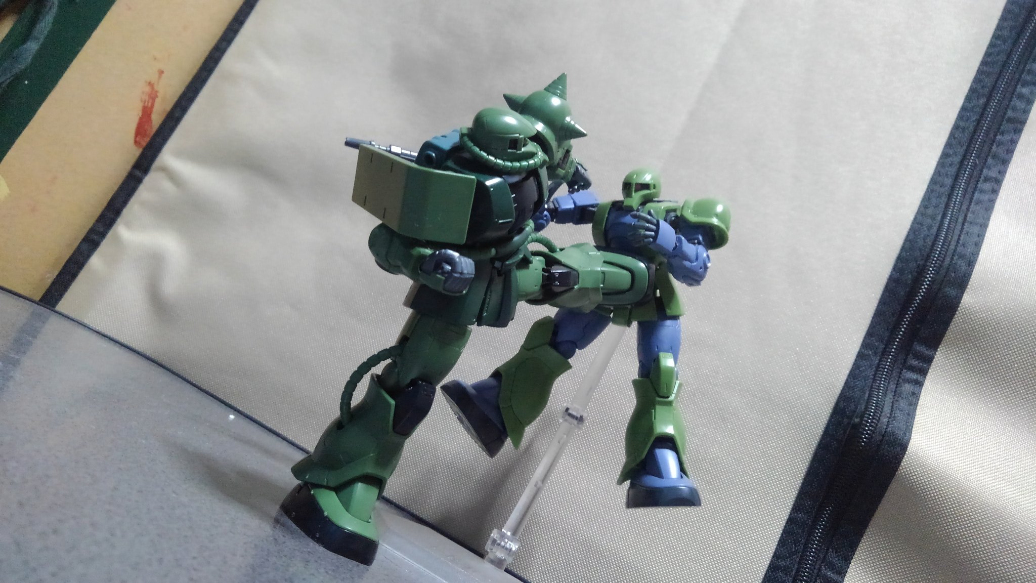おフランスパン曹長 ザク ククルス ドアン 旧ザク ガンプラの画像貼るとrtされると聞いて ドアン モビルスーツの格闘技というものを見せてやる よく見ておけ