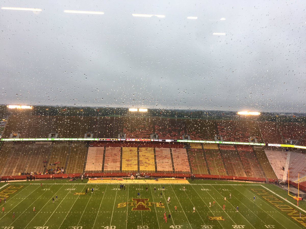 cyclonefanatic's tweet photo. This is a day that was made for diehards. RT if you're a diehard! https://t.co/sKhFF7O2oL