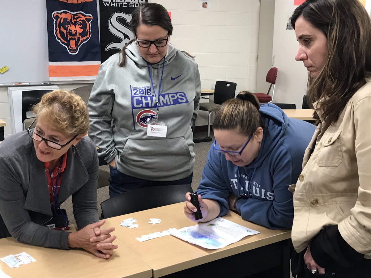 d70tech's tweet photo. Breakout EDU. Such a great way to promote problem solving and collaboration. #D70i3 https://t.co/lfft2nDcu8