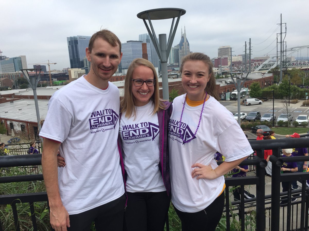 EmilyEverettDPT's tweet photo. Great time supporting the Walk To End Alzheimer’s in Nashville today for #PTDOS @PTDayofService @southcollegedpt https://t.co/Xo4MVLJXuF