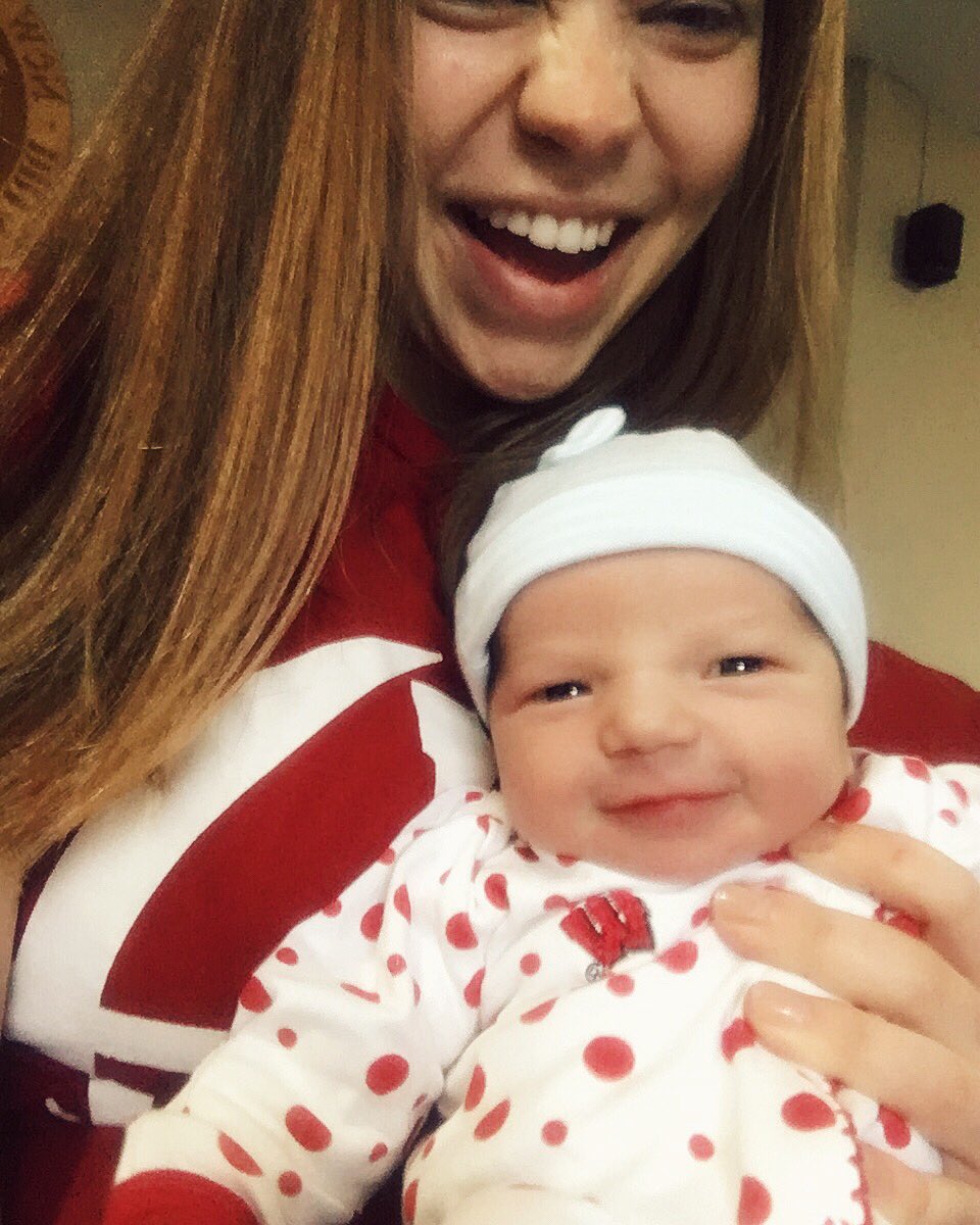 KellyWMarie's tweet photo. How we feel about Lilly’s first Badger game ☺️😊🐾👐🏼 @BadgerFootball #gobadgers #babybadger #wisconsinalumni https://t.co/LFjzTsnlX7
