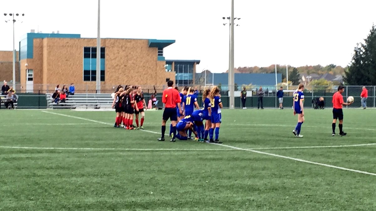 WestOttawaSC's tweet image. A hard fought game @WOS2000Girls go down to @burlsoccer 5-3 on penalties
You have done us proud girls...
#WOSC @OYSL #WOSCvsBAYHAWKS