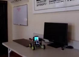 FunktionellMx's tweet photo. ¡Nuestro equipo a distancia nos acompaña controlando desde lejos el #robot de teleconferencias! #CodeMeetsFunk sobre #robotica+ #IOT https://t.co/9dEgQQQiIr