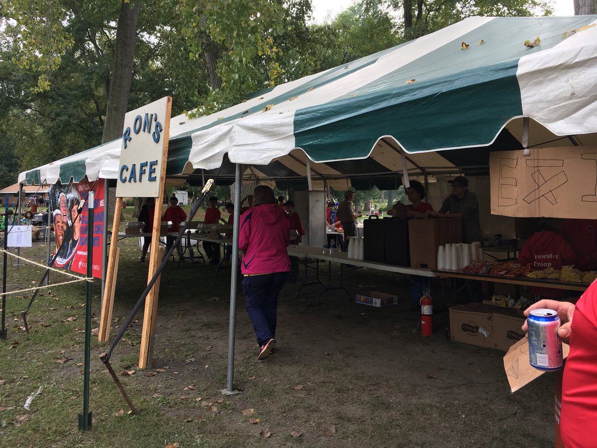 BrewsterBSA's tweet photo. Brewster Troop 1 working the Thunderbird Games #wpcbsa #bsa #troop1 https://t.co/04RWJOUfSh