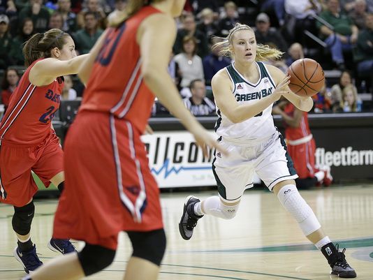 GreenBaySports's tweet image. UWGB's Sam Terry adjusts to life without basketball gbpg.net/2xFkSBo