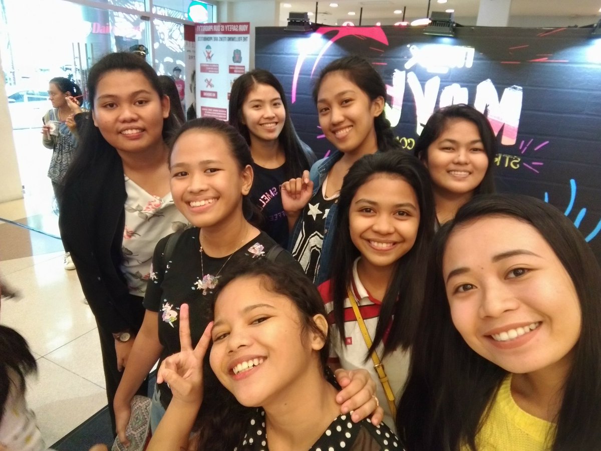 andreacondino's tweet photo. Sml 💕💕 #MyxMoves https://t.co/byhzwMI6Lh