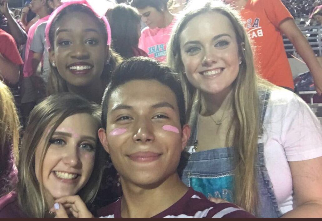 lugo_thomas's tweet photo. At FNL making unforgettable memories of my senior year with amazing people!! #dpf2017 #DPFanPics https://t.co/rzghTsxvKj